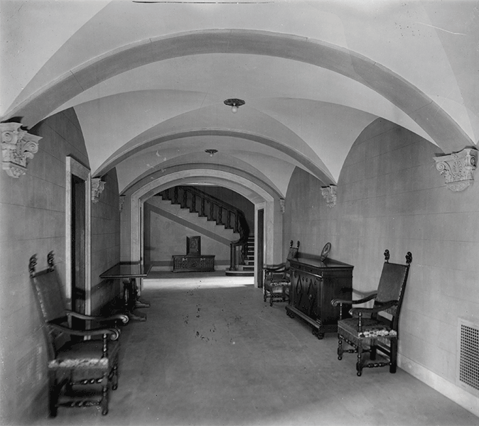Photograph of the lobby of the Casa Italiana.
