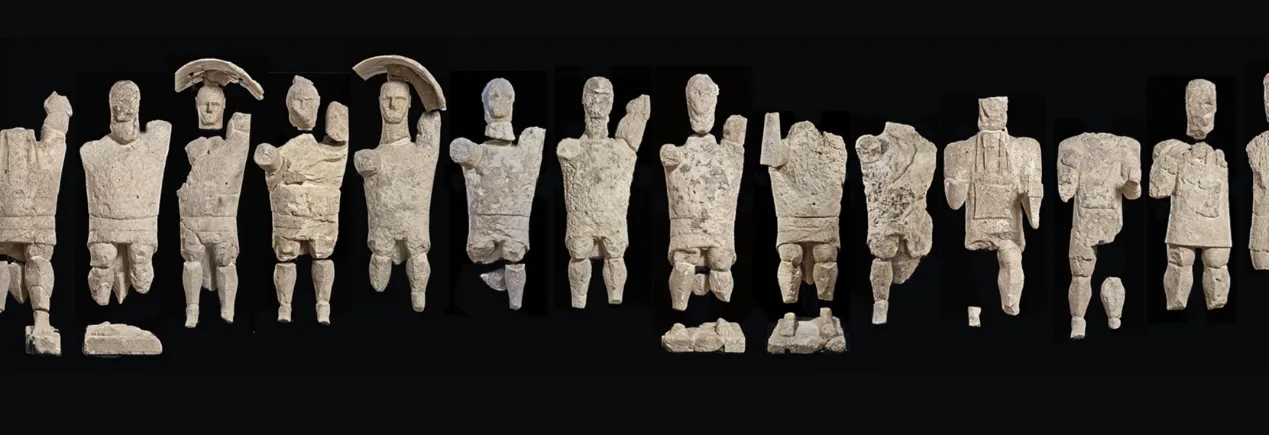 prama array of statues